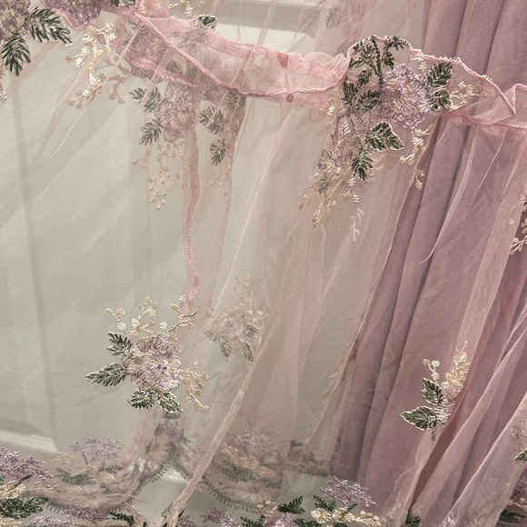 Elegant Pink Floral Maxi Dress - Picture 5 of 6